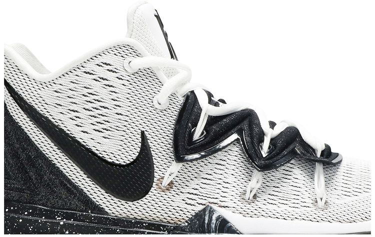 Nike Kyrie 5 EP Cookies and Cream