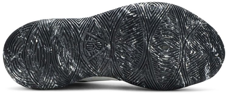 Nike Kyrie 5 EP Cookies and Cream