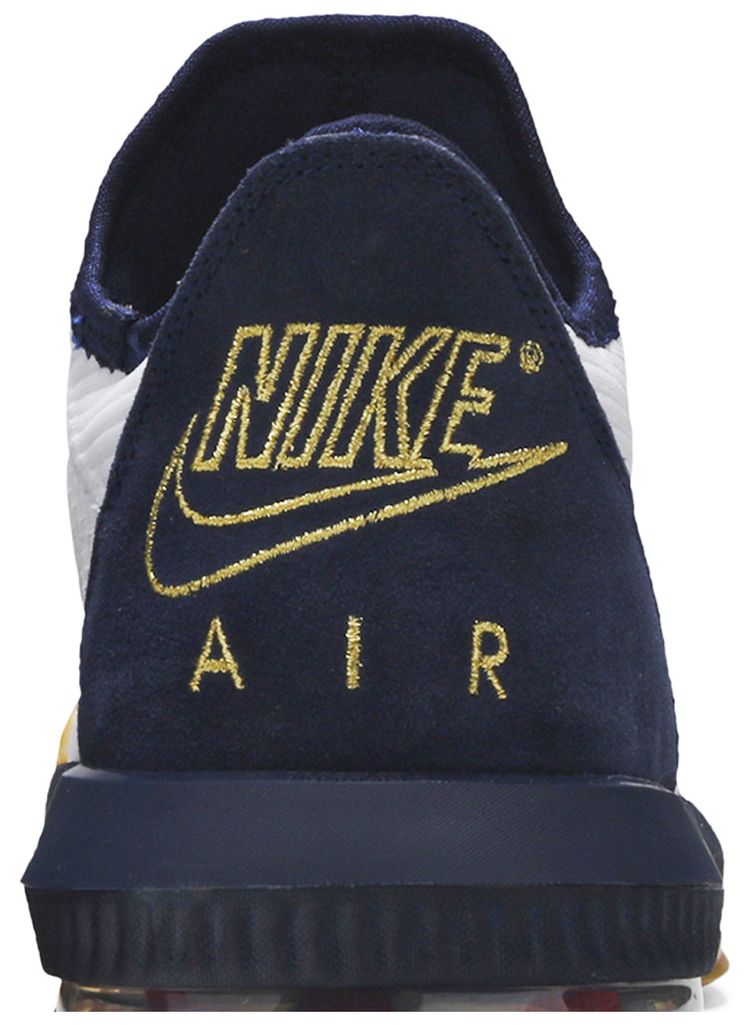 Nike LeBron 16 Low USA