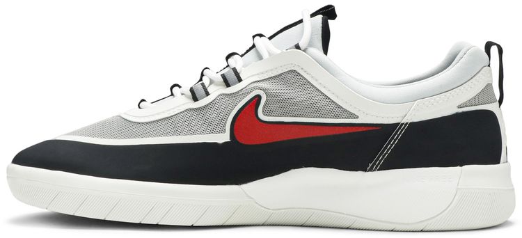 Nyjah Free 20 SB Spiridon