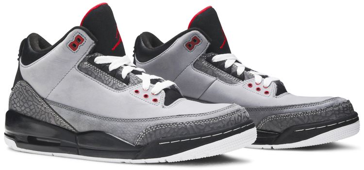 Air Jordan 3 Retro Stealth