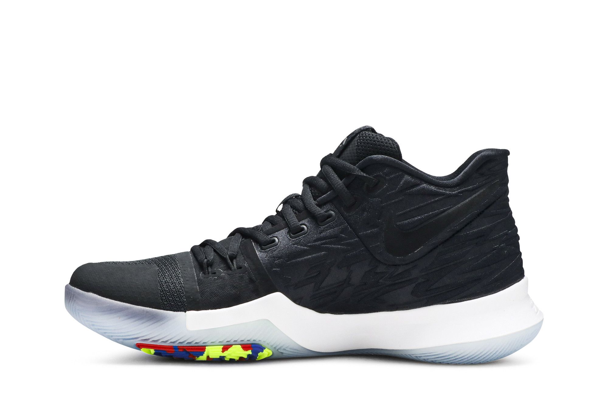 Kyrie 3 black shoes online