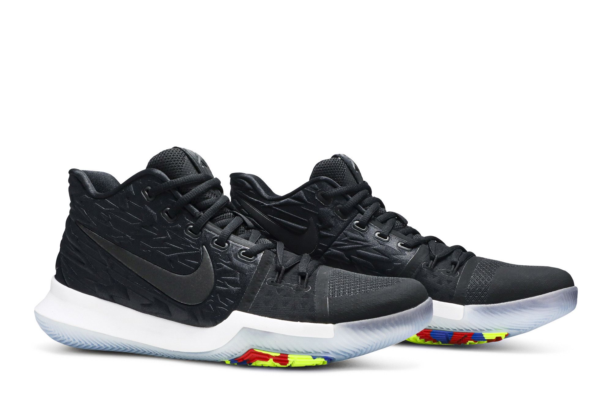 Kyrie 3 size 4 outlet