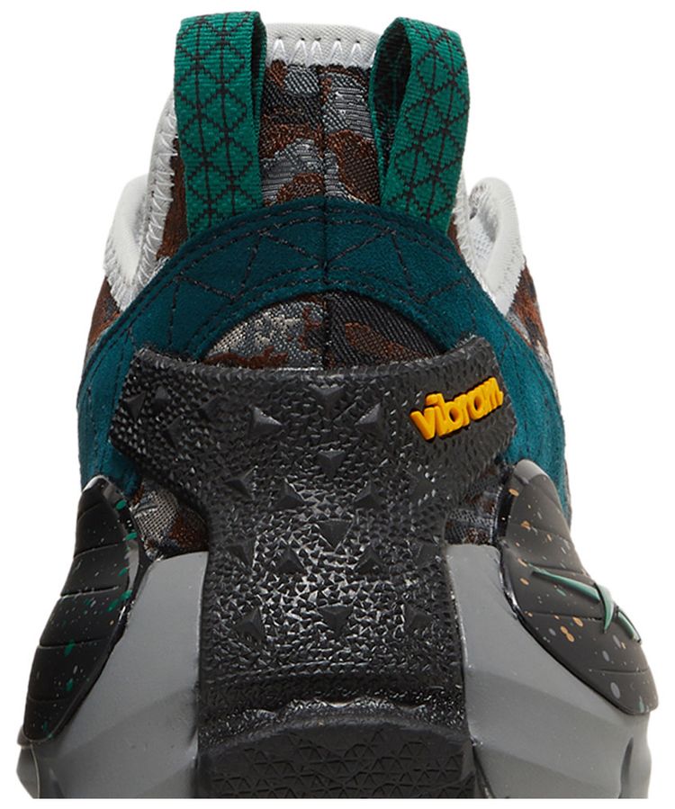 SOUTH2 WEST8 x Reebok Zig Kinetica 2 Edge Tenkara Tsuri