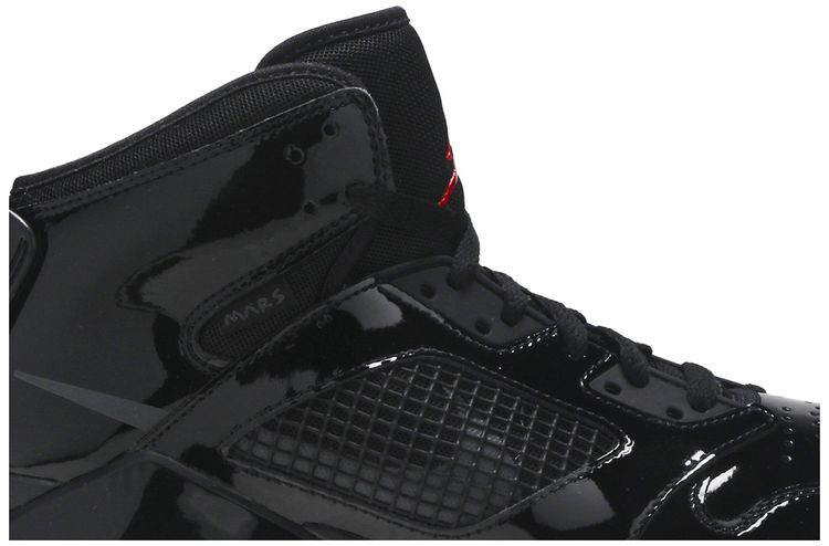 Jordan Mars 270 Bred