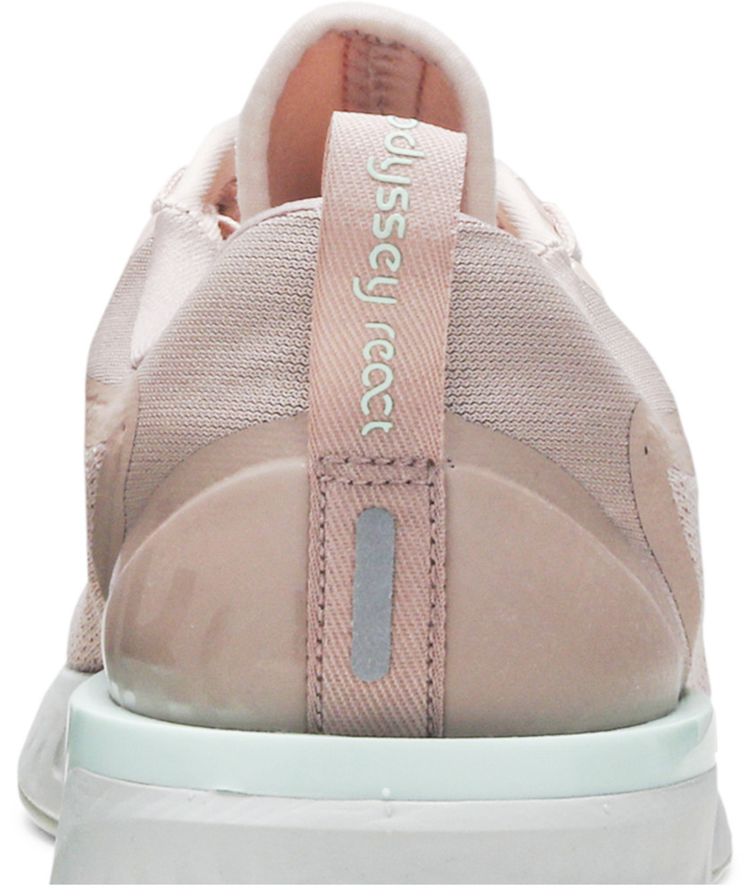 Nike Wmns Odyssey React Arctic Pink