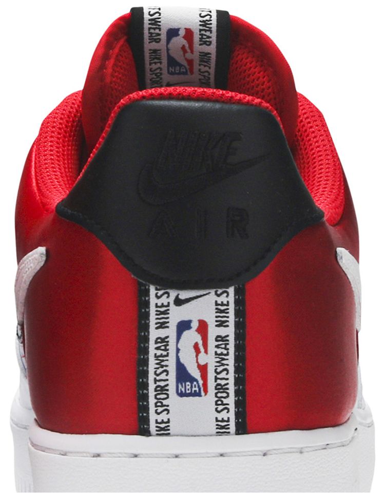 NBA x Nike Air Force 1 07 LV8  Red