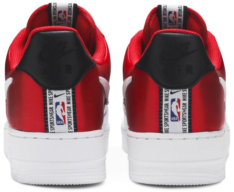 NBA x Nike Air Force 1 07 LV8  Red