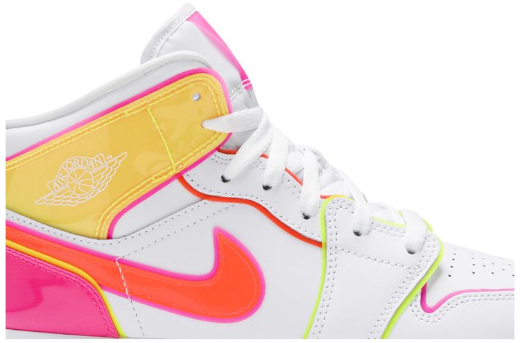 Air Jordan 1 Mid SE GS Edge Glow