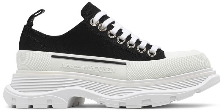 Alexander McQueen Wmns Tread Slick Lace Up Black White
