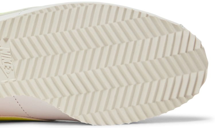 Nike Wmns Classic Cortez Leather Volt Flash Crimson