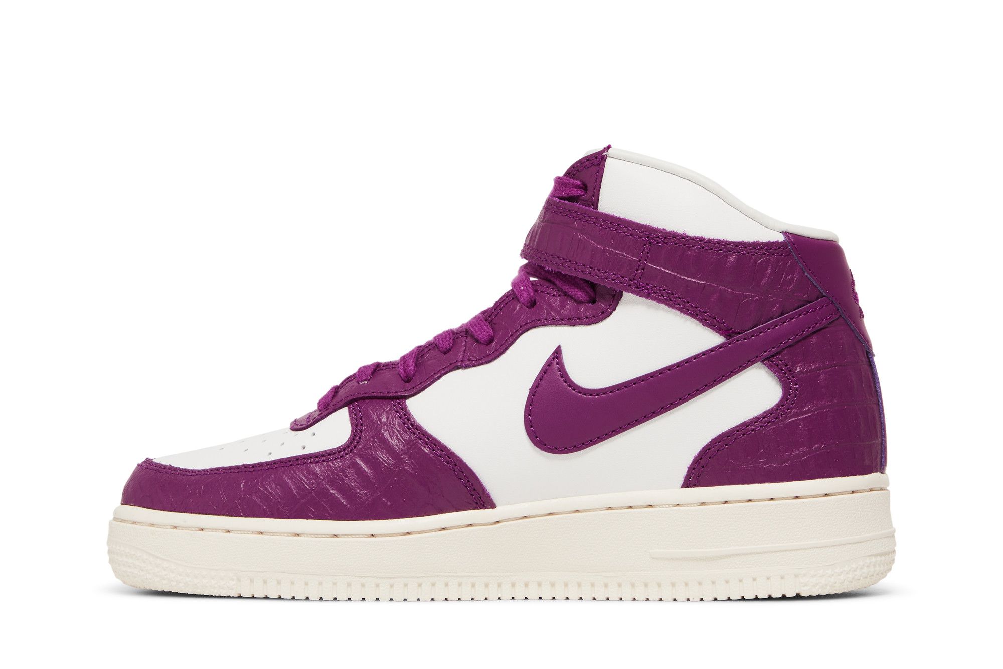 Buy Wmns Air Force 1 07 Mid Tokyo 2003 DZ4865 503 GOAT