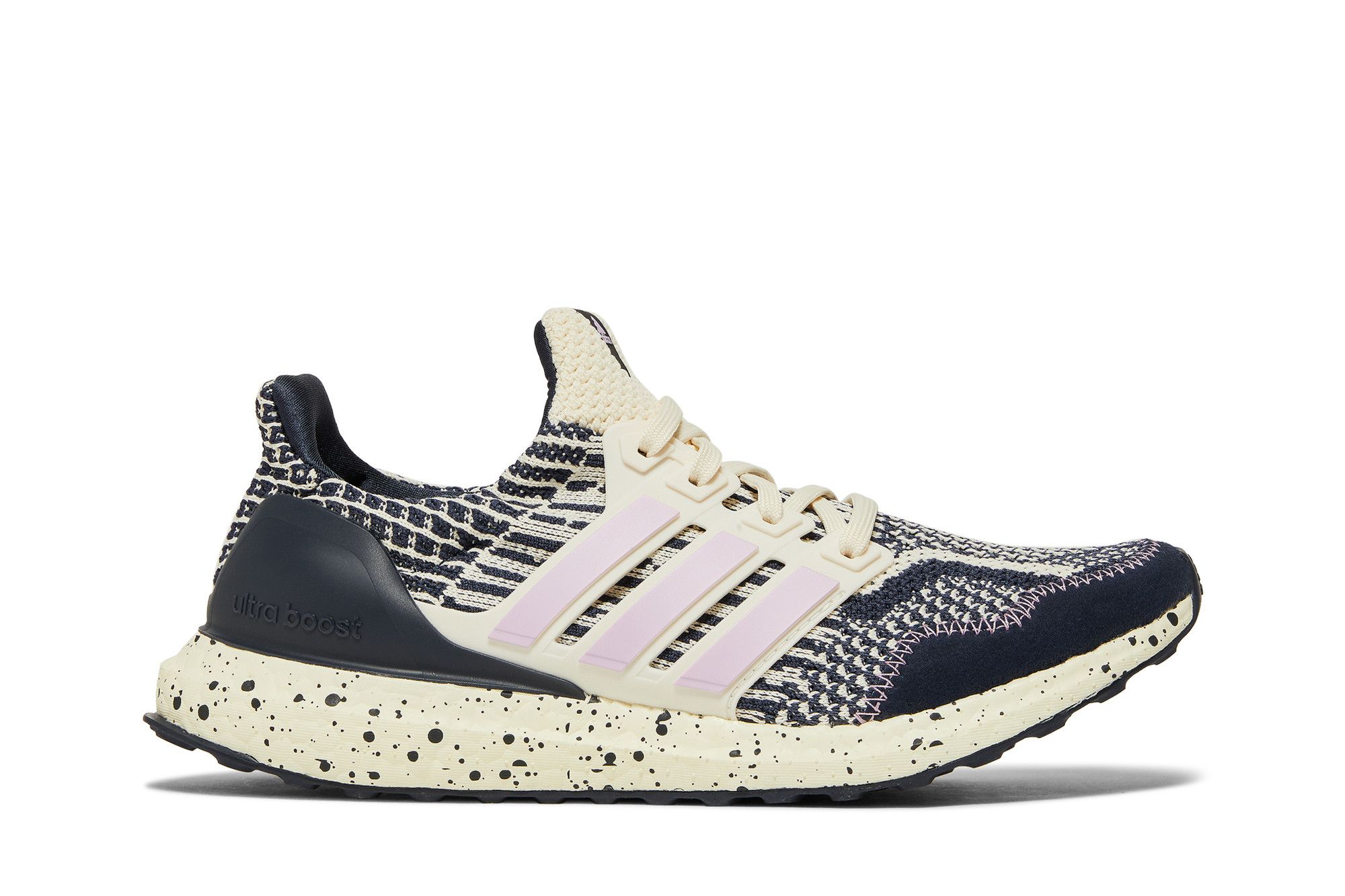 Adidas ultra boost women navy 2025