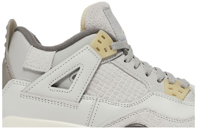 Air Jordan 4 Retro SE Craft GS Photon Dust