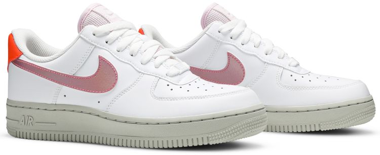 Nike Air Force 1 Low Digital Pink