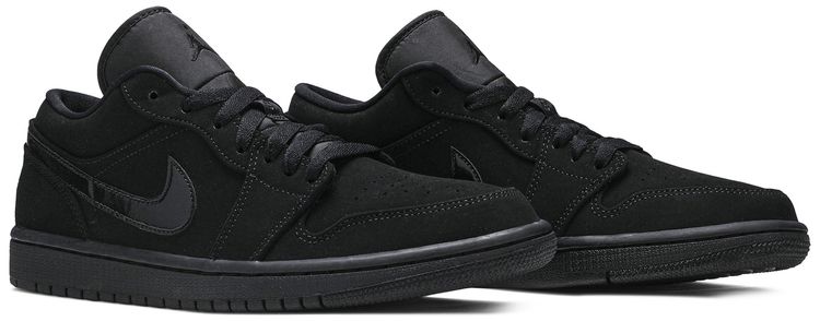Air Jordan 1 Low Triple Black