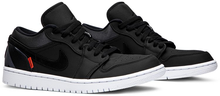 Paris Saint Germain x Air Jordan 1 Low