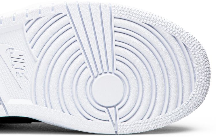 Paris Saint Germain x Air Jordan 1 Low