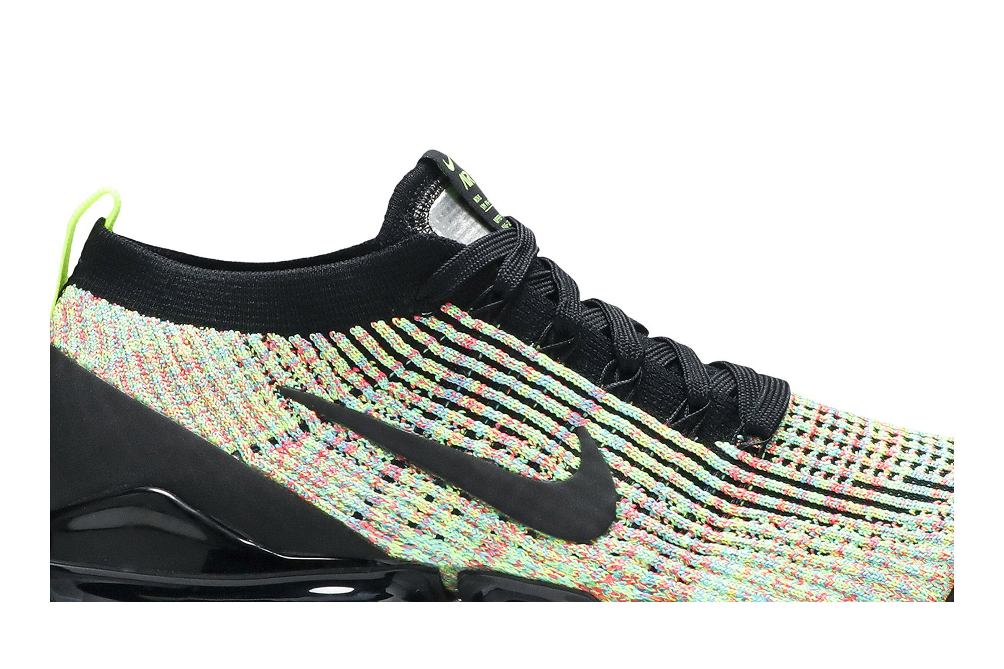 White vapormax 3 on sale