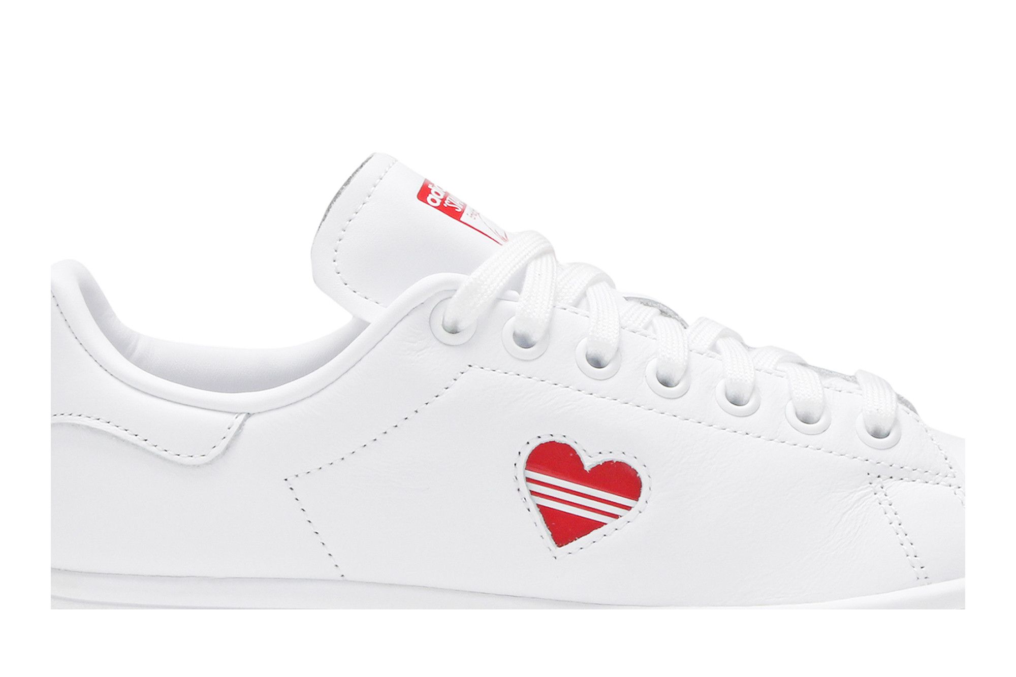 Adidas stan smith red heart sales