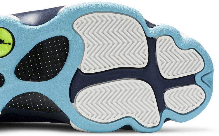 Air Jordan 13 Low Hornets