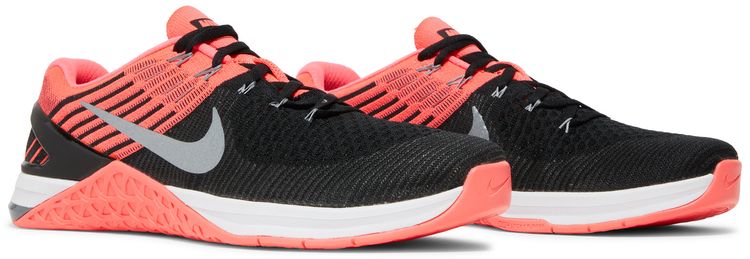 Nike Wmns Metcon DSX Flyknit