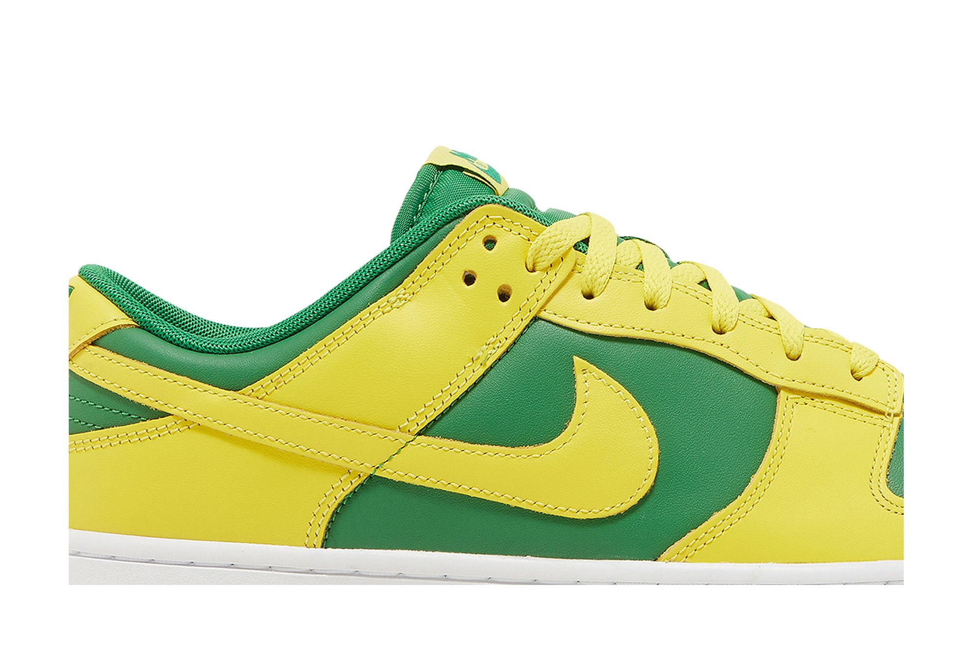 Size 10.0 Dunk Low Reverse Brazil