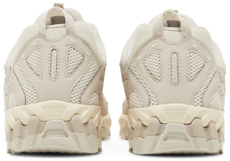 New Balance 610 Timberwolf Moonbeam