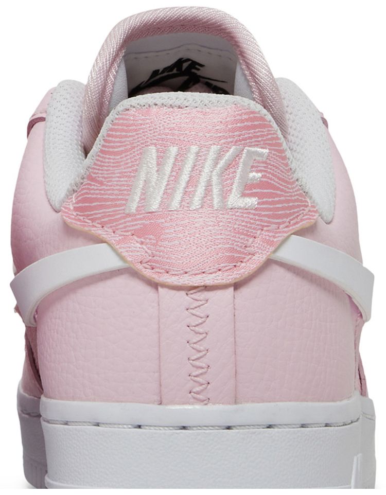 Nike Wmns Air Force 1 Low LXX Pink Foam