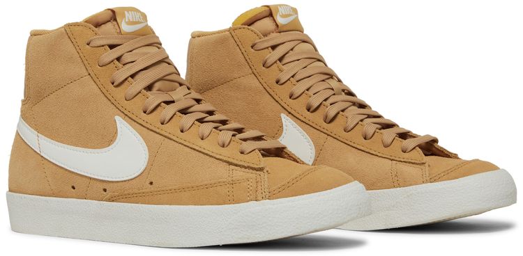 Nike Wmns Blazer Mid 77 Wheat Suede