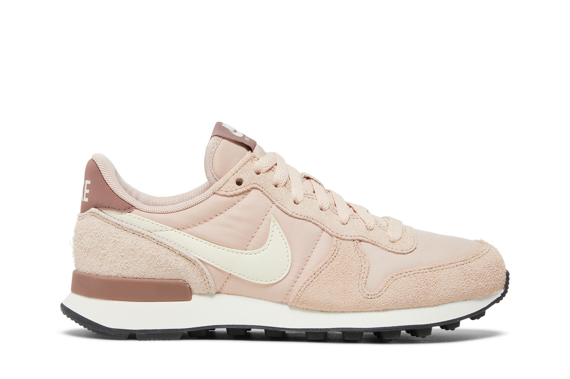 Buy Wmns Internationalist Particle Beige Mauve 828407 211 GOAT UK