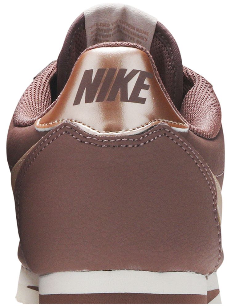 Nike Wmns Classic Cortez Leather Particle Beige