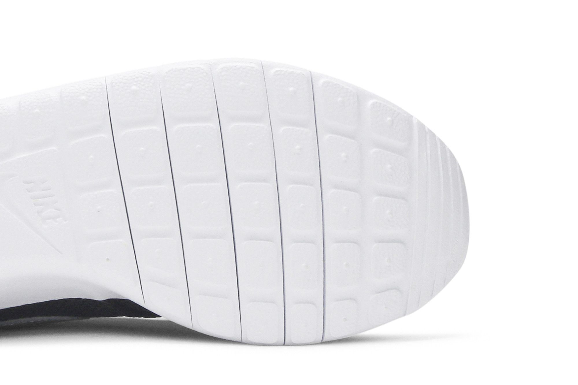 Buy Roshe One GS Black Metallic Silver 599728 021 GOAT NL