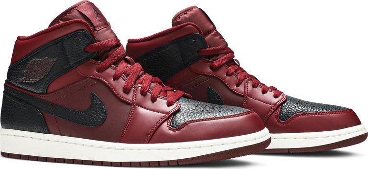 Air Jordan 1 Mid Reverse Banned