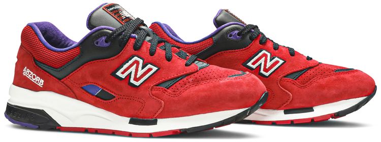 New Balance 1600 Red