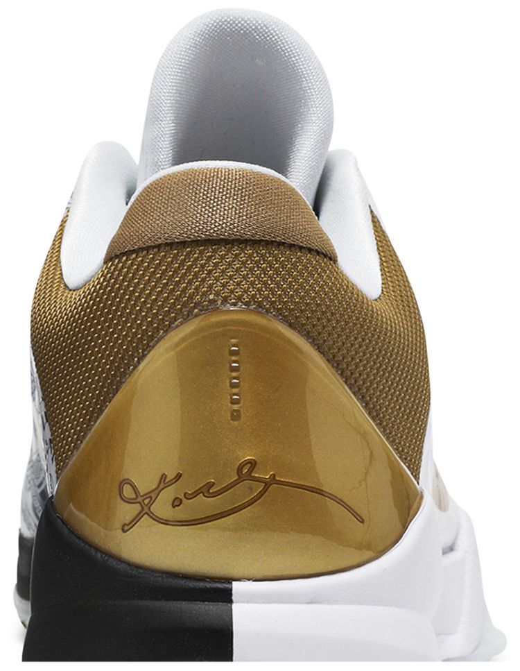 Zoom Kobe 5 Protro Big Stage