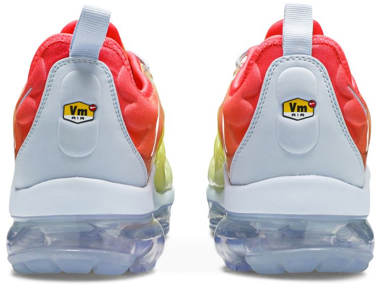 Nike Wmns Air VaporMax Plus Sunrise