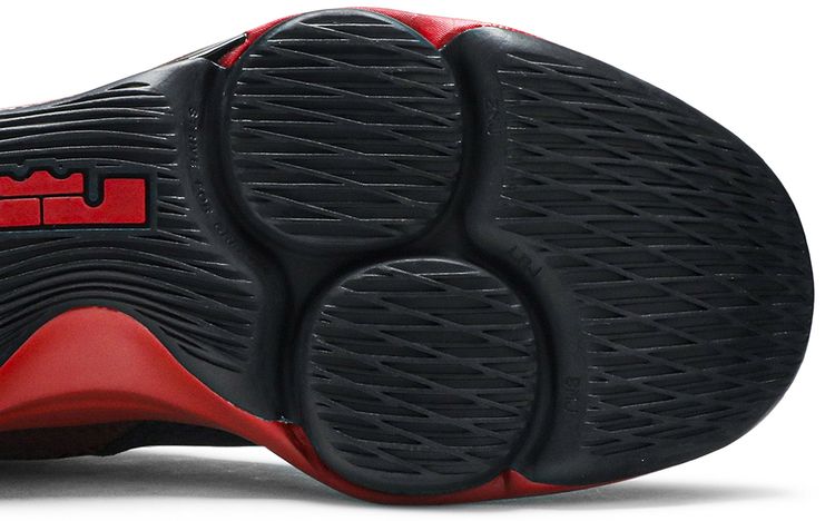 Nike LeBron Witness 4 Bred