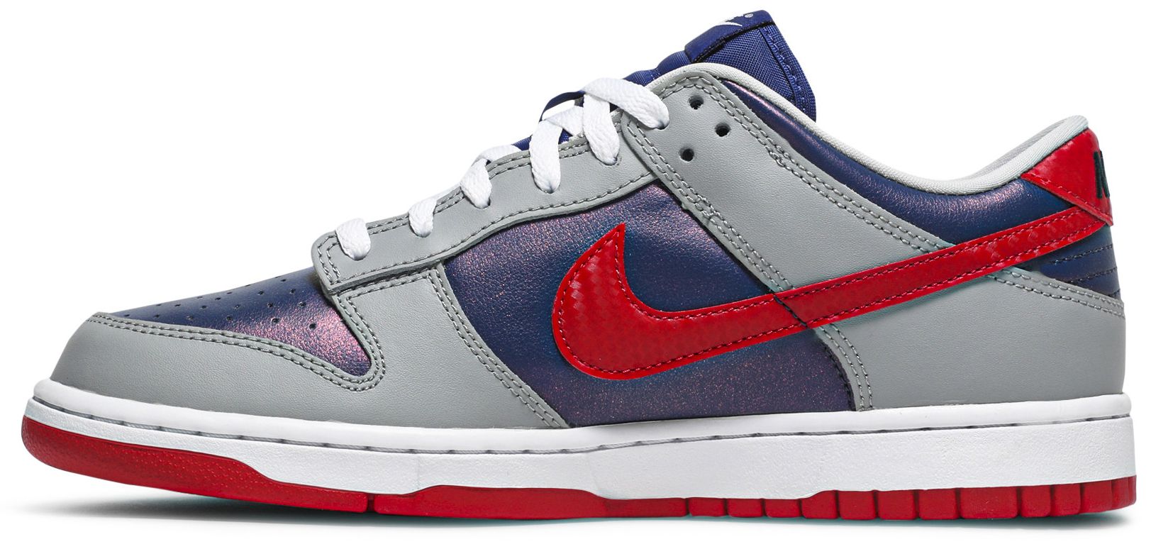 dunk low samba on feet