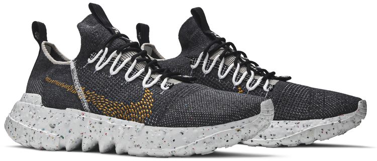 Space Hippie 01 Black Wheat