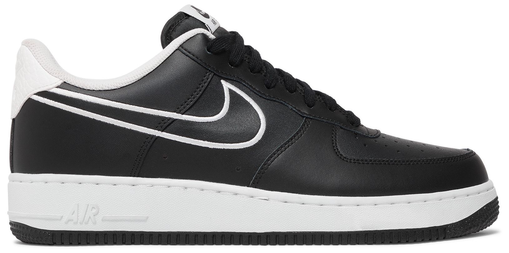 Buy Air Force 1 '07 Leather 'Black' AJ7280 001 GOAT