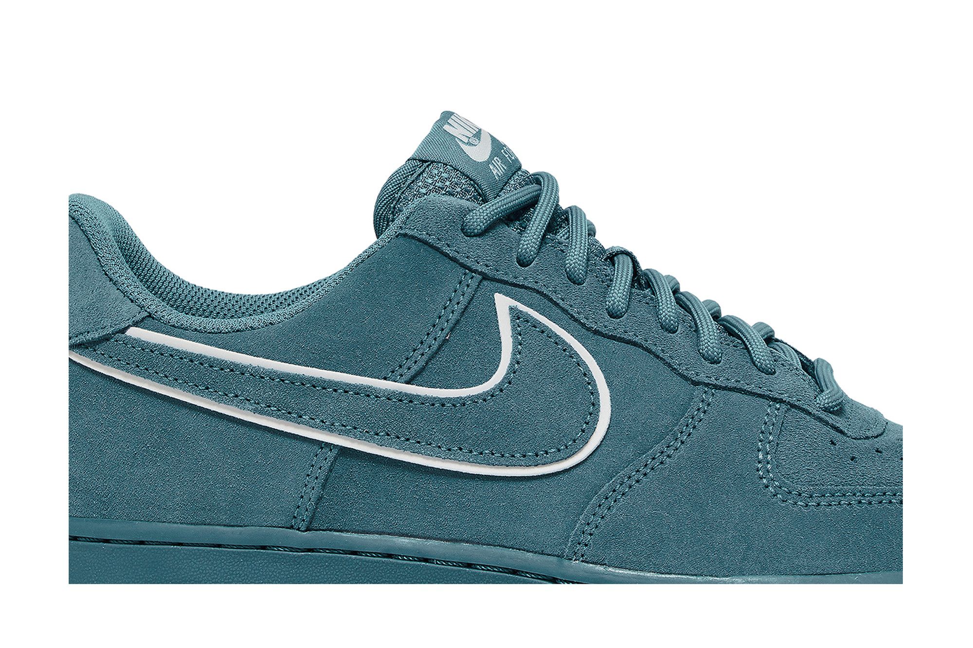 Size 7.5 Air Force 1 Low 07 LV8 Noise Aqua