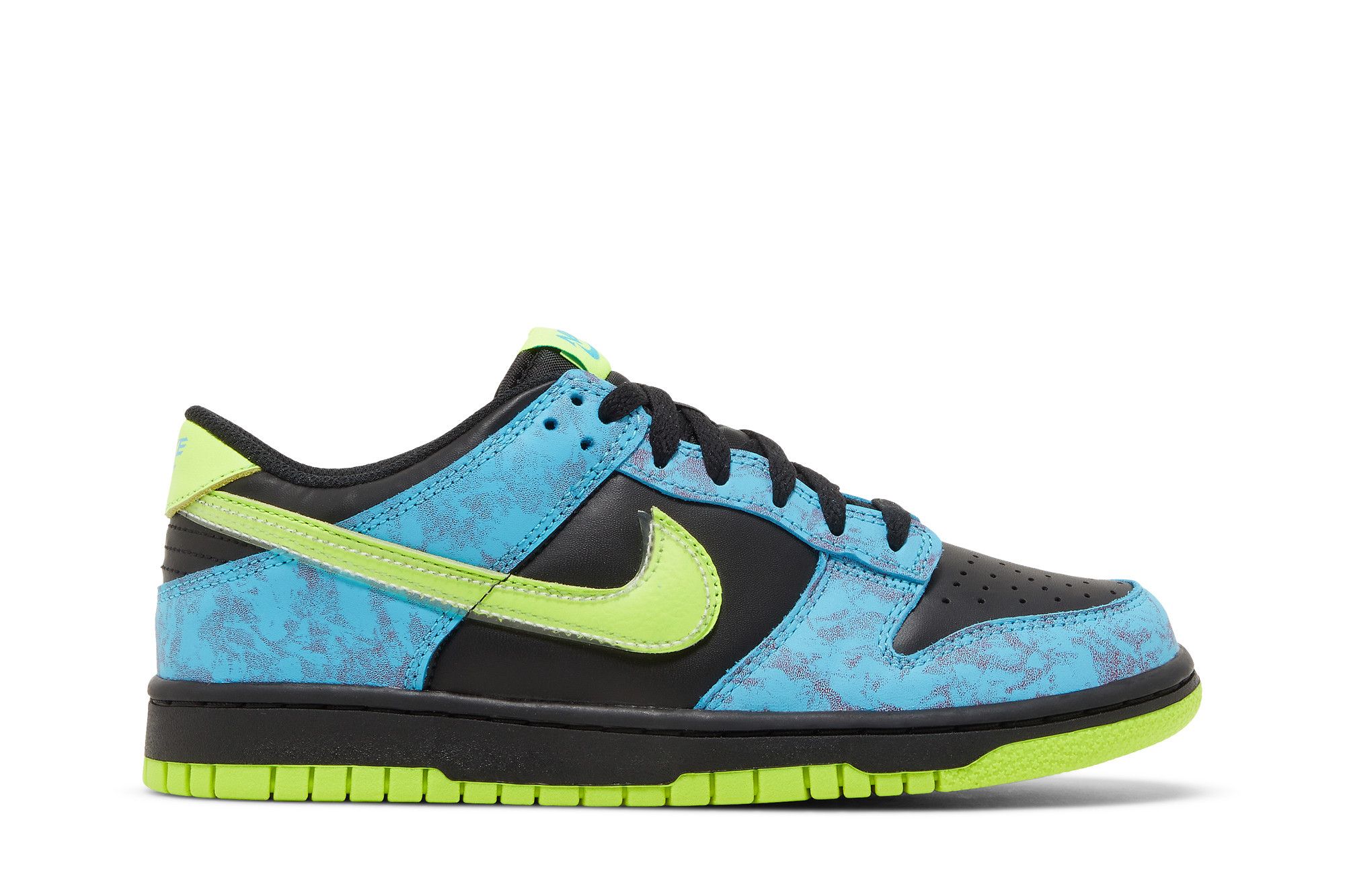 Buy Nike Dunk Low SE GS 'Let's Dance' - DV1694 900 | GOAT