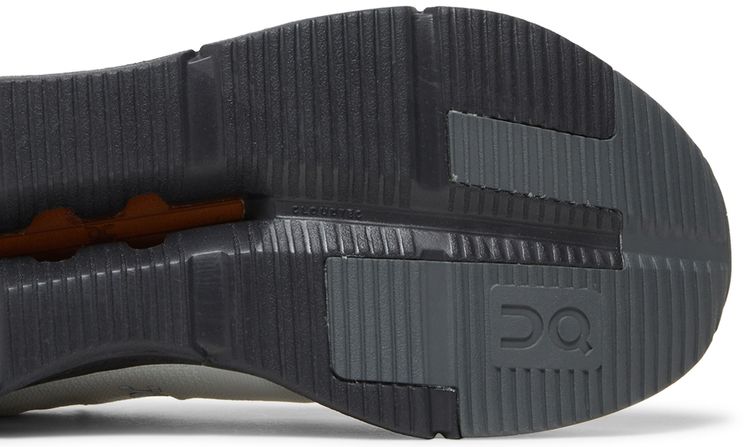 ON Cloudnova White Pecan