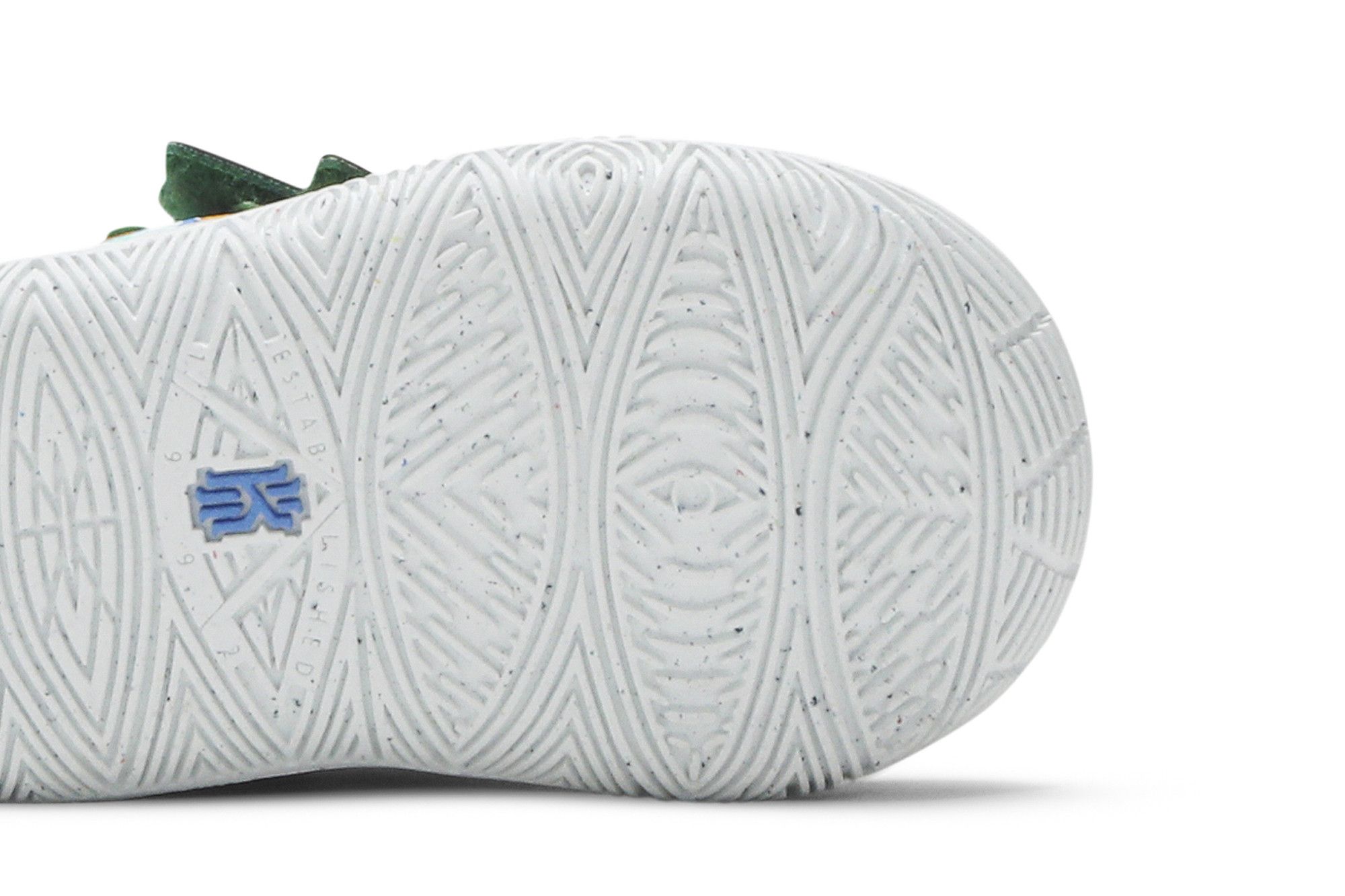 Buy SpongeBob SquarePants x Kyrie 5 TD 'Pineapple House