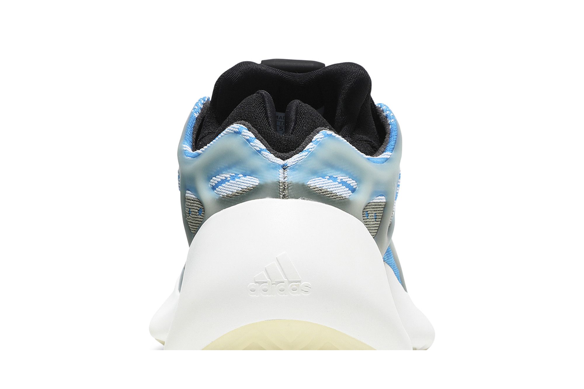 Adidas yeezy 700 ár 2025