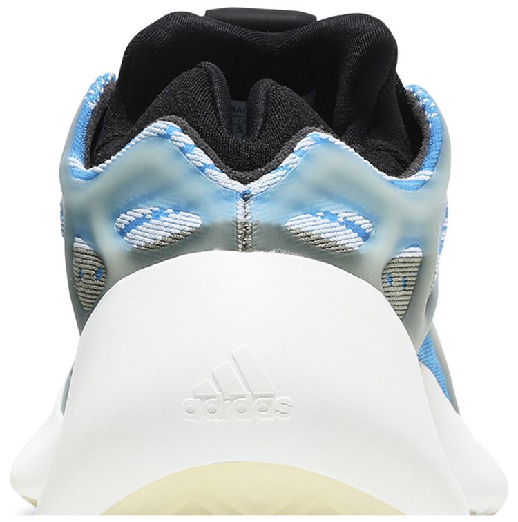 Yeezy 700 V3 Arzareth