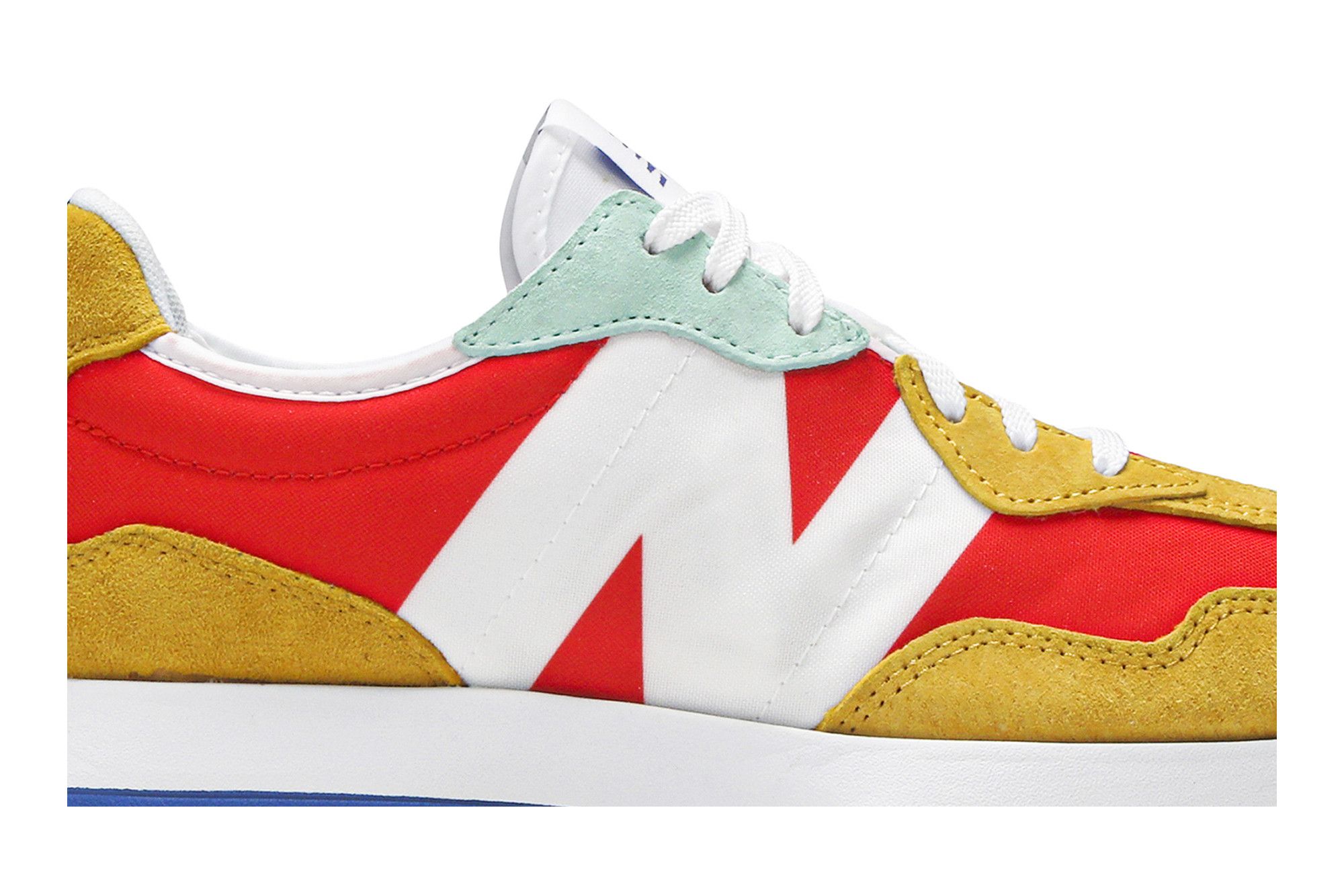 Size 5.0 Wmns 327 Neo Flame