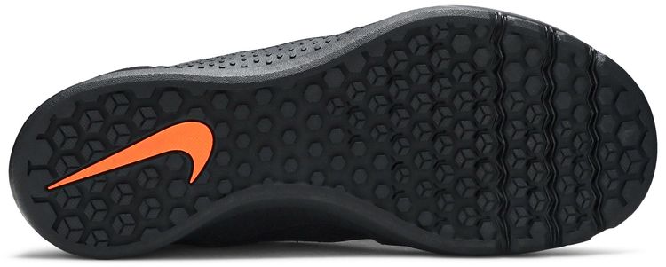 Nike Tech Trainer Triple Black