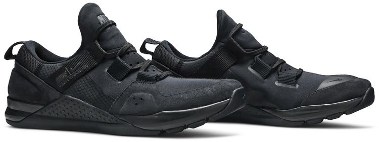 Nike Tech Trainer Triple Black